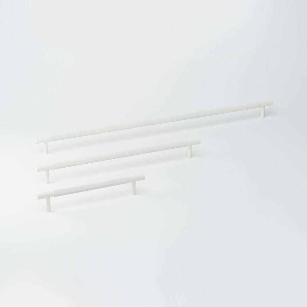 Linear Cabinet Pull in White