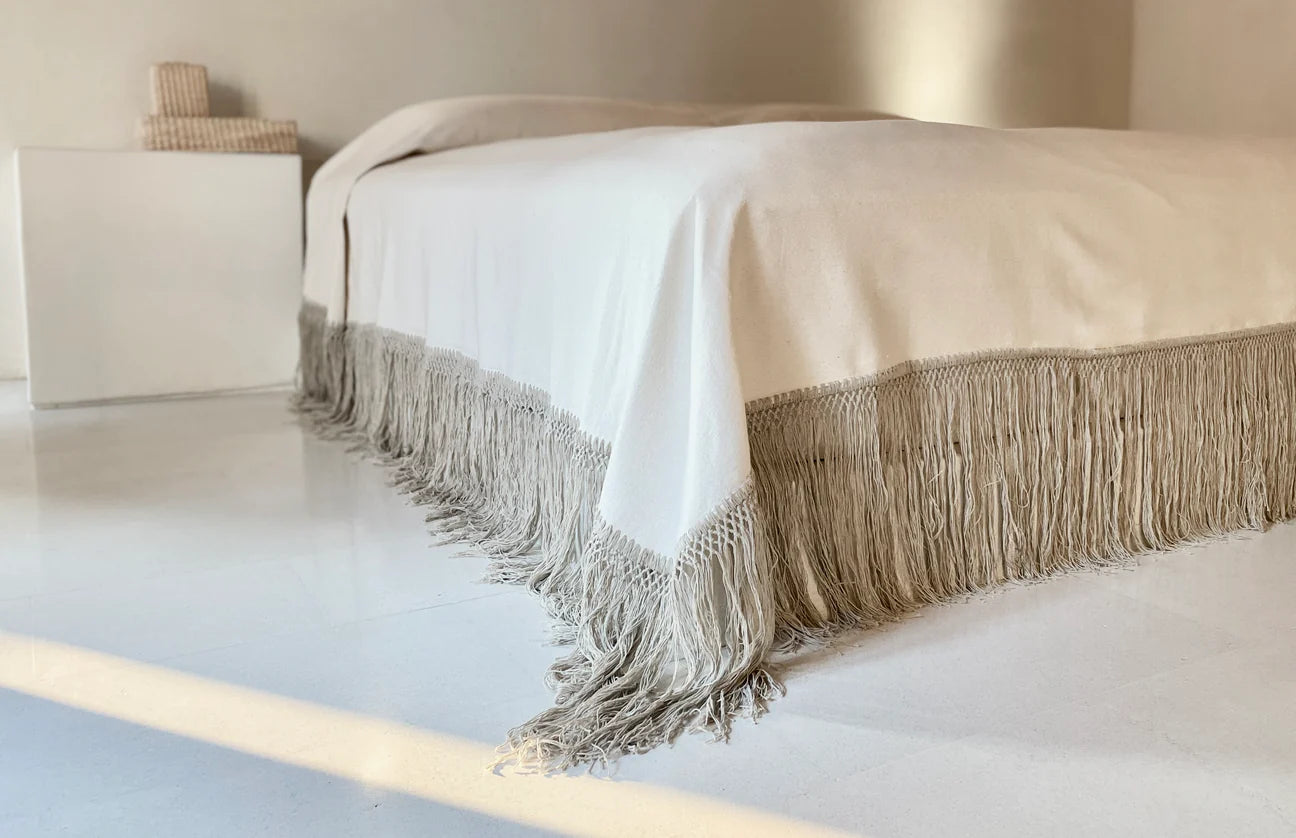 Dune Handwoven Cotton Coverlet – Artisan Fringe Bedspread in Putty