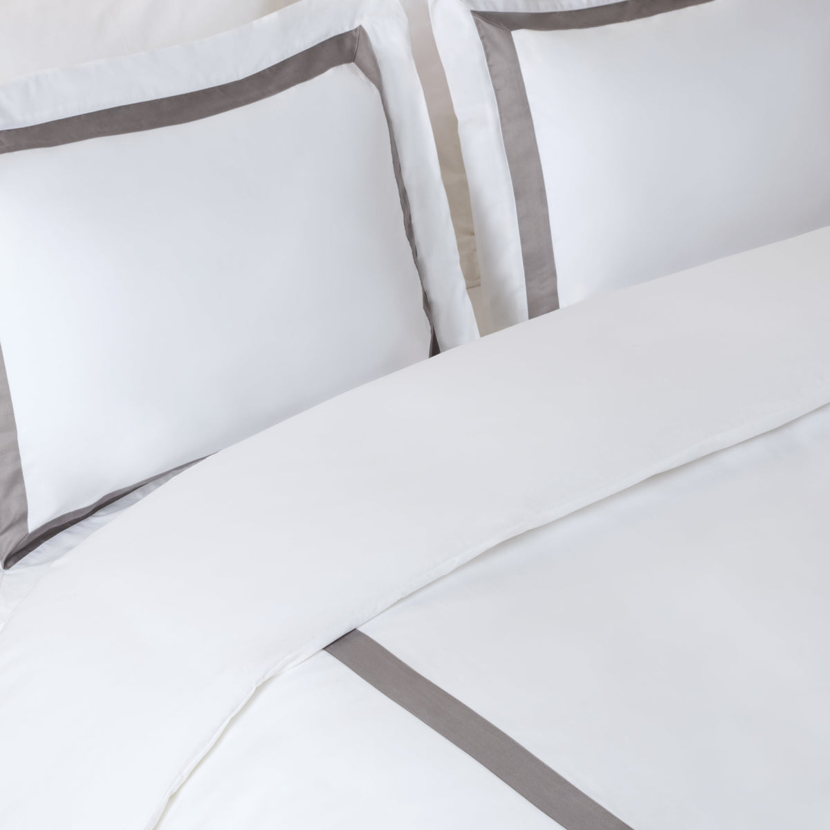 Bold Border Hotel Duvet Cover Set, King